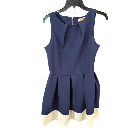 Closet London Dresses & Skirts - Closet London Womens Navy Blue Colorblock Pleated Fit and Flare Dress Size 12